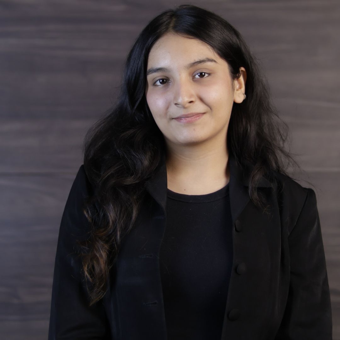 DESIGNING - Mahi Bosmia (Co-Chairperson)